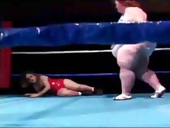 Bbw Wrestling With A Midge tube porn video