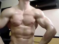 Amateur muscle webcam tube porn video