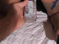 Bottiglia in culo tube porn video