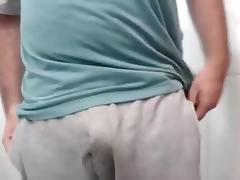 Me sagging and pissing in sweatpants and satin boxershorts tube porn video