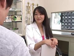 Hot Japanese doctor in pantyhose fucks a lusty patient tube porn video