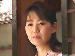Traditional mature Japanese woman is desperate to give a blowjob tube porn video
