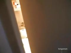 Guy tapes his latina gf taking a shower and he gets a blowjob afterwards on the bed tube porn video