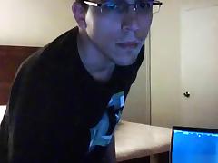 Nerd sets up a cam and gets a handjob from a girl tube porn video