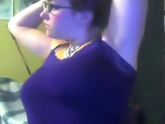 Chubby nerdy emo girl found girl's big magic wand. shall i play with it ? tube porn video