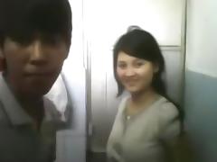 Cute asian girl makes a sextape with her bf in the bathroom tube porn video