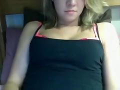 Big boobed cutie masturbates with a big vibrator on her bed tube porn video