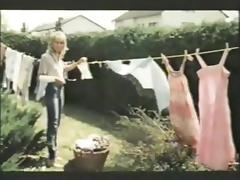 MILF seduces the boy next door- vintage tube porn video