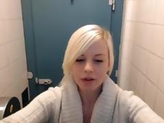Shelly masturbates in public toilet tube porn video