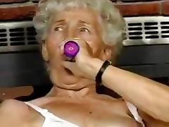 Hairy Granny loves dildos tube porn video