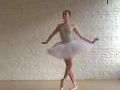 Grumpy ballerina tube porn video