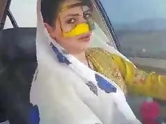 Iranian sexy hijab milf dancing in car-Ahvaz city tube porn video