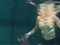Saucy honey enjoys unveiling her hot body under the water tube porn video