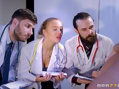 Handsome doctor examines Amirah Adara's dripping hole tube porn video