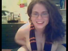 Curvy nerdy chick tube porn video