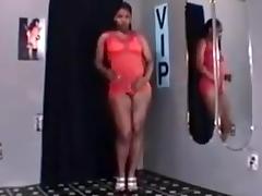 Sexy black dancer body strips nude tube porn video