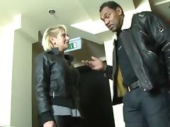 Mature blonde wife cheating husband with black man dick tube porn video
