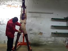 Brutal perverse Werkstatt Folter tube porn video