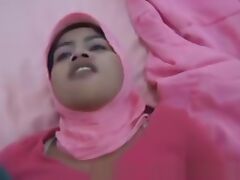 Arab girl fucks for money tube porn video