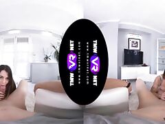 Perfect VR sex play with a young hon playing the daughter tube porn video