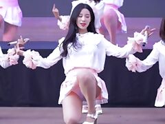 Korean beauties dance tube porn video