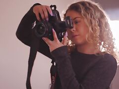 Amateur photographer Allie Addison is surprised by the size of his cock tube porn video