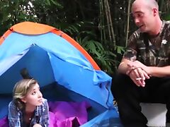 Daddy makes ally' playfellow's daughter Backwoods Bartering tube porn video