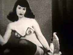 Black and White Decorate Vixen's Body 1950 tube porn video