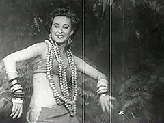 Exotic Babe Dances and Smiles 1940 tube porn video