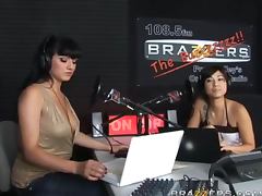 Tattooed stud Scott Nails fucks Ava Rose after she sucks his dick tube porn video