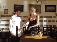 Sex in the Restaurant tube porn video