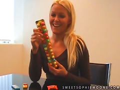 Blonde Broad Tries Different Bubble Gums tube porn video