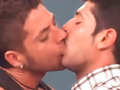 Horny gay hunks kiss and fuck in front of the camera tube porn video