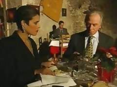 Elegant Italian Mature cheating husband on restaurant tube porn video
