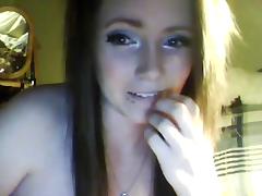 hot punk babe fingers herself on web camera! tube porn video