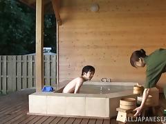 Japanese Flakes Lady Blowjobs in the Spa's Hottub tube porn video