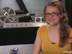 Ugly girl's only solution for satisfaction is a machine tube porn video