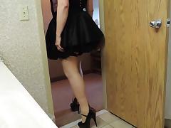 Sissy Ray in Purple Corset and Black Maids Skirt tube porn video