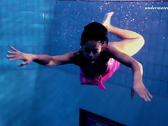 UnderwaterShow Video: Zlata Oduvanchik tube porn video