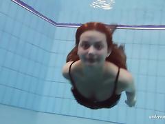 UnderwaterShow Video: Zuzanna tube porn video