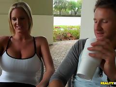 MilfHunter - Nice and smoothie tube porn video