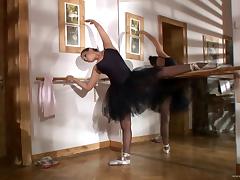 Aleska Diamond fingers her pussy in a ballet class tube porn video
