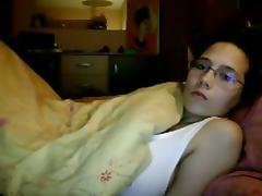 wife mastrubate on spycam in her sofa tube porn video