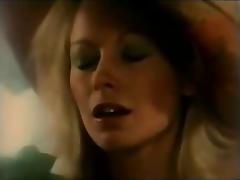 Unterm Rockchen stoesst das Bockchen 1974 tube porn video
